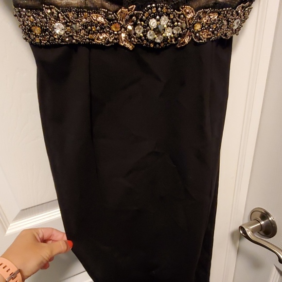 Terani Couture Dress Size 8 - Picture 3 of 6